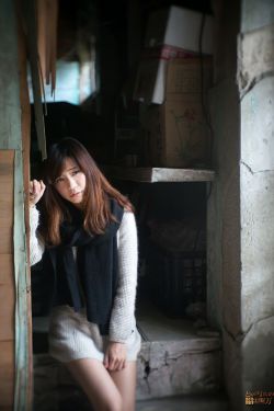 写作业坐在捧捧上面:这样好吗